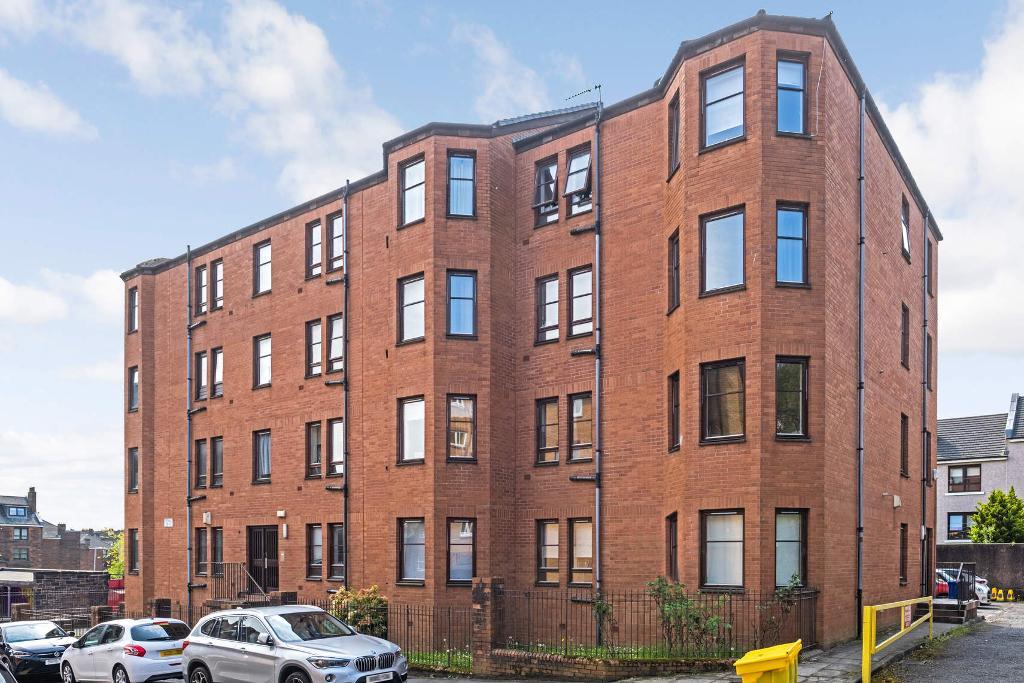 2 Bedroom Flat For Sale in Golfhill Drive, Dennistoun, G31 2NY