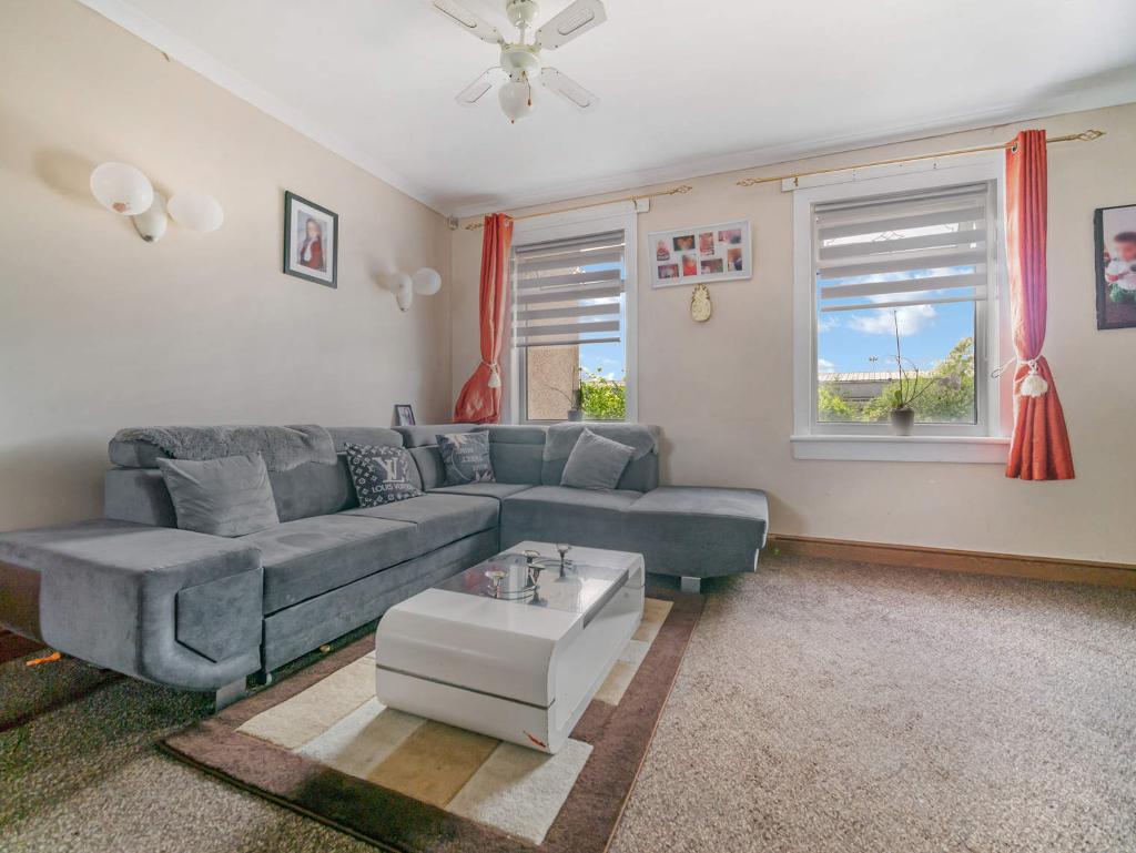 3 Bedroom Mid Terraced For Sale in Deveron Street, Coatbridge, ML5 2JB