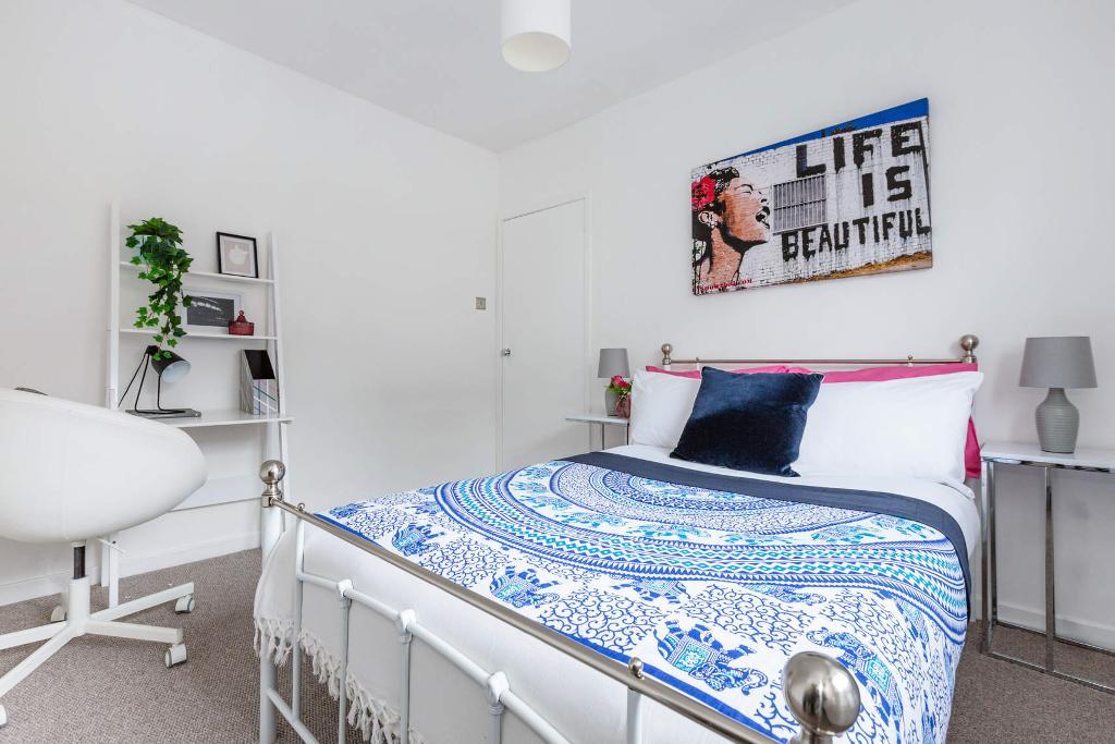 3 Bedroom SemiDetached For Sale in Mingulay Street, Milton, Glasgow