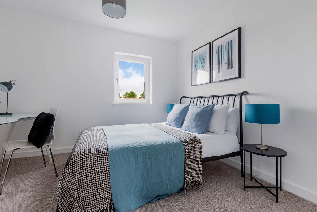 3 Bedroom SemiDetached For Sale in Mingulay Street, Milton, Glasgow