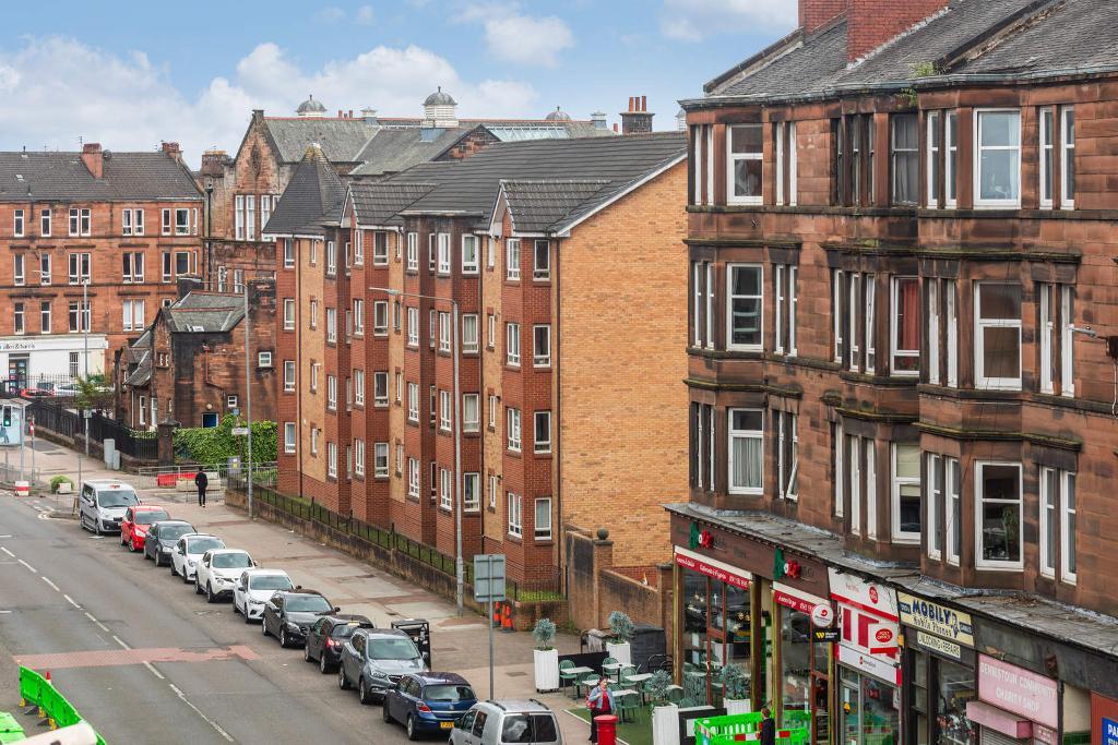 2 Bedroom Flat For Sale in Alexandra Parade, Dennistoun, G31 3EW