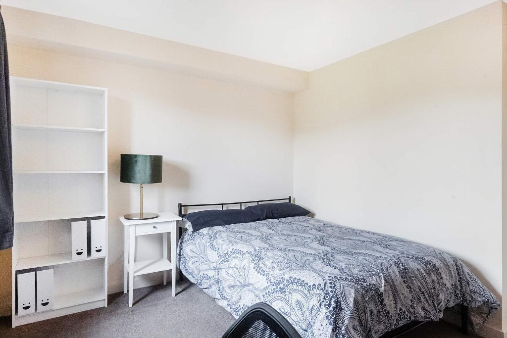 2 Bedroom Flat For Sale in Dalmarnock Drive, Bridgeton, G40 4LQ