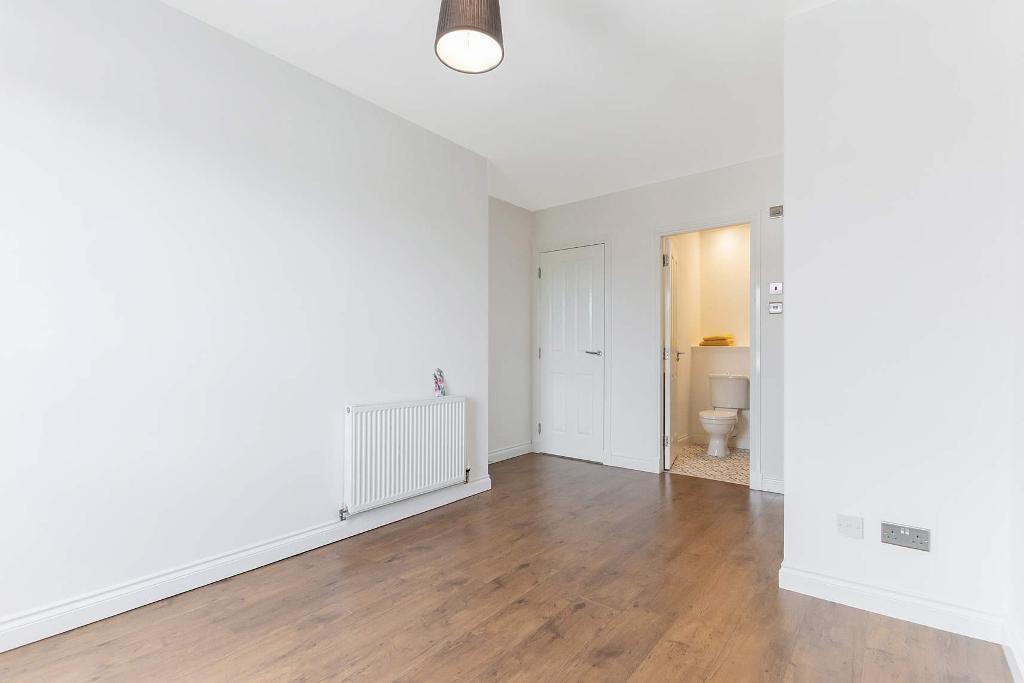 2 Bedroom Flat For Sale in Belvidere Gate, Parkhead, G31 4QJ