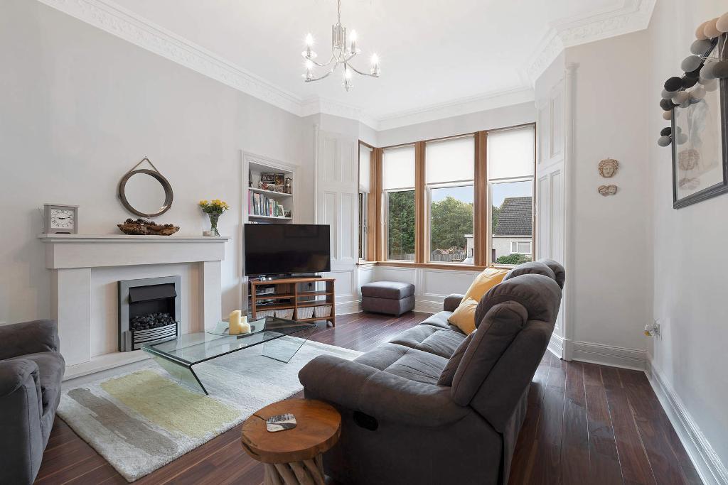 3 Bedroom SemiDetached For Sale in Cumbernauld Road, Chryston, G69 9ND