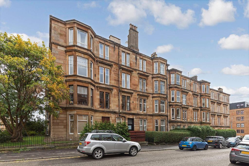 1 Bedroom Flat For Sale in Armadale Street, Dennistoun, Glasgow, G31 2RG