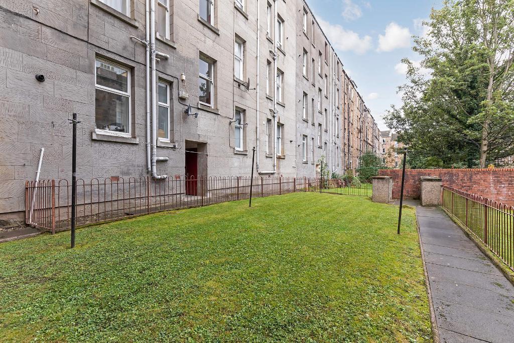 1 Bedroom Flat For Sale in Armadale Street, Dennistoun, Glasgow, G31 2RG