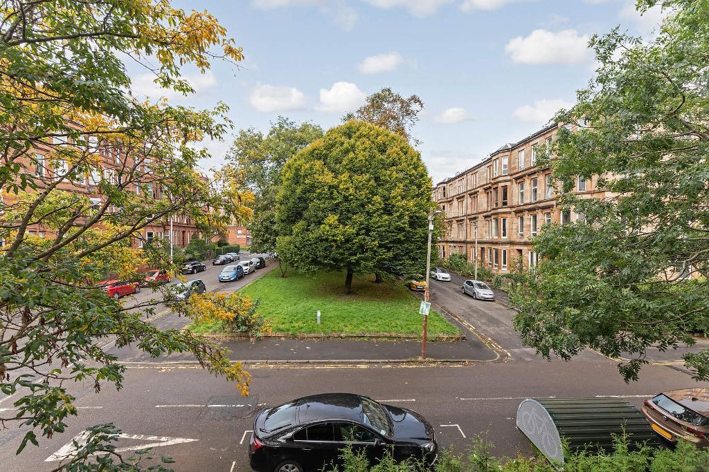1 Bedroom Flat For Sale in Armadale Street, Dennistoun, Glasgow, G31 2RG