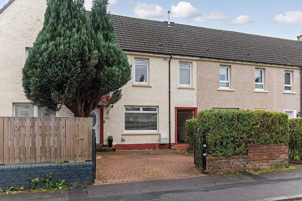 3 Bedroom Mid Terraced For Sale in Larchgrove Avenue, Springboig, G32 0JT