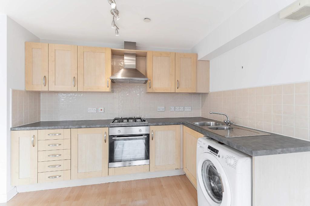 2 Bedroom Flat For Sale in Dalmarnock Drive, Bridgeton, G40 4LQ
