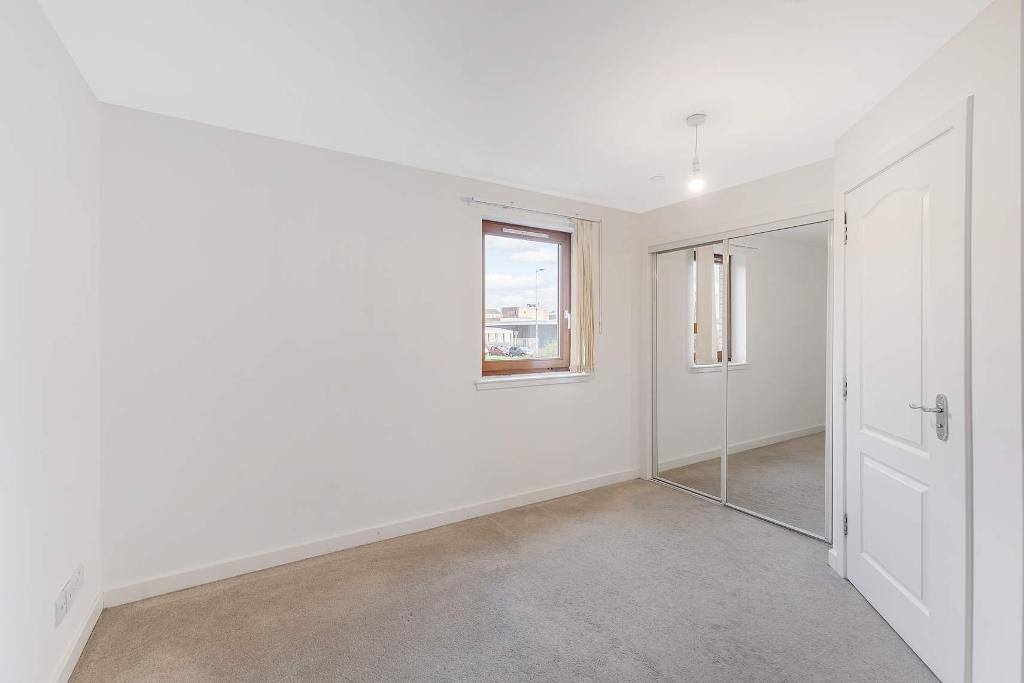 2 Bedroom Flat For Sale in Dalmarnock Drive, Bridgeton, G40 4LQ