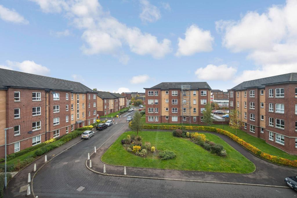 2 Bedroom Flat For Sale in Springfield Gardens, Parkhead, Glasgow, G31 4HS