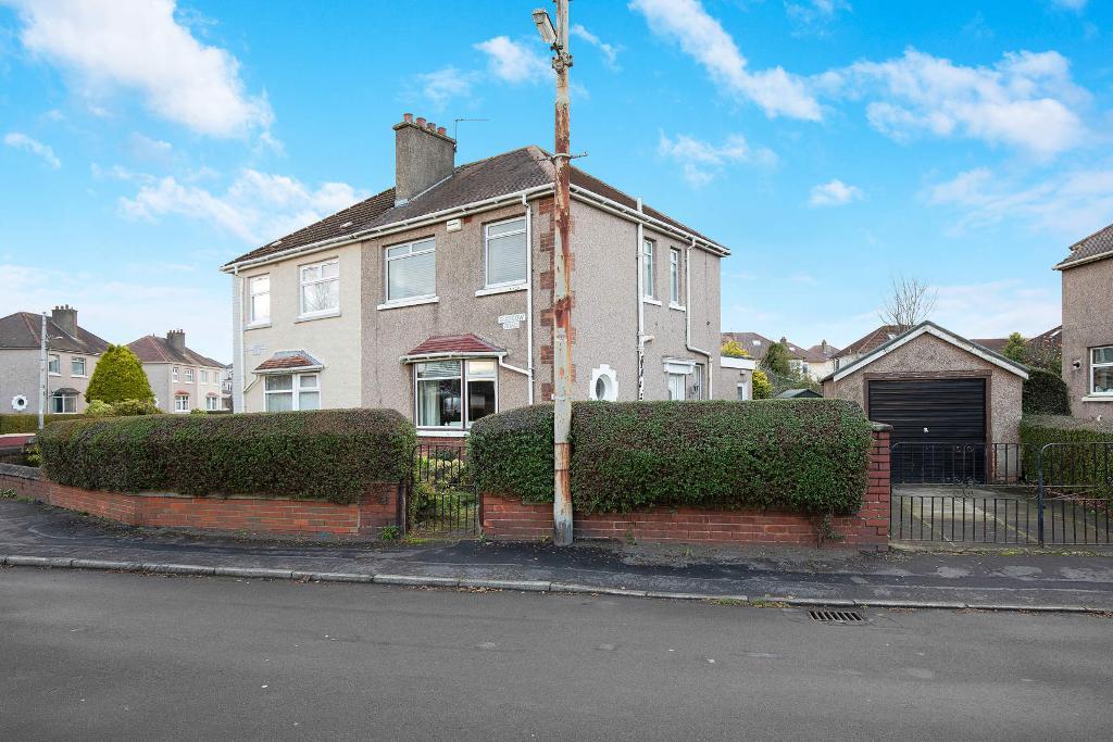 3 Bedroom SemiDetached For Sale in Glasgow Road, Garrowhill, G69 6ES
