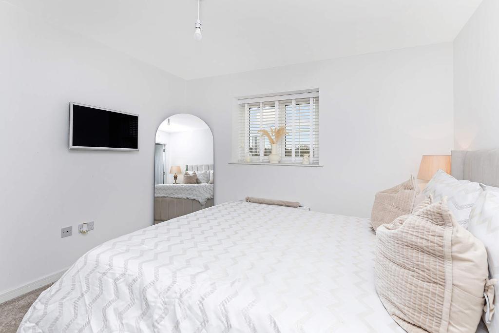 2 Bedroom Flat For Sale in Thornliebank Road, Thornliebank, G46 7RG