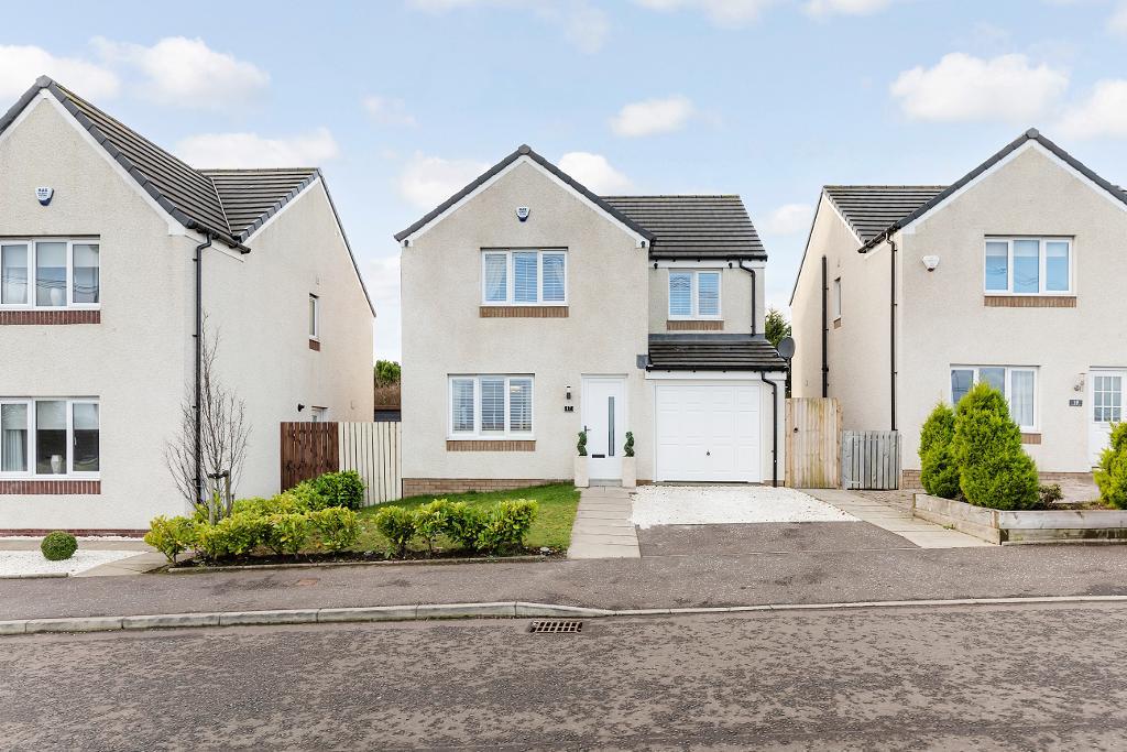 4 Bedroom Detached For Sale in Craigswood Gardens, Baillieston, G69 7FT