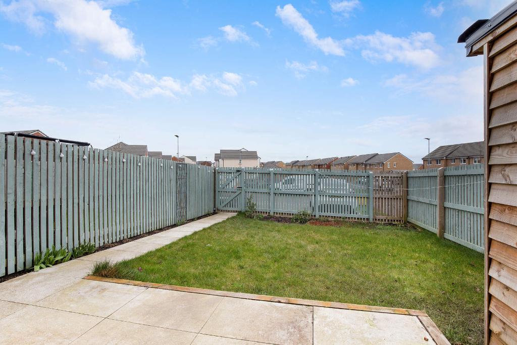 3 Bedroom End Terraced For Sale in Bartonshill Way, Uddingston, Glasgow