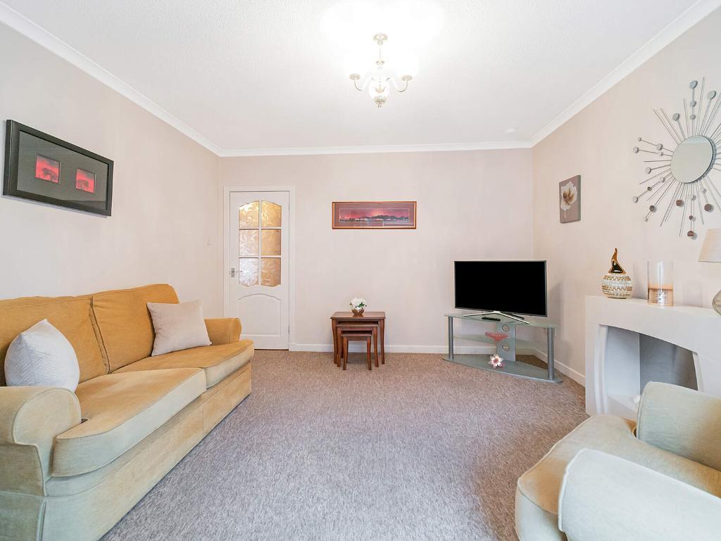 2 Bedroom Flat For Sale in Golfhill Drive, Dennistoun, G31 2NY