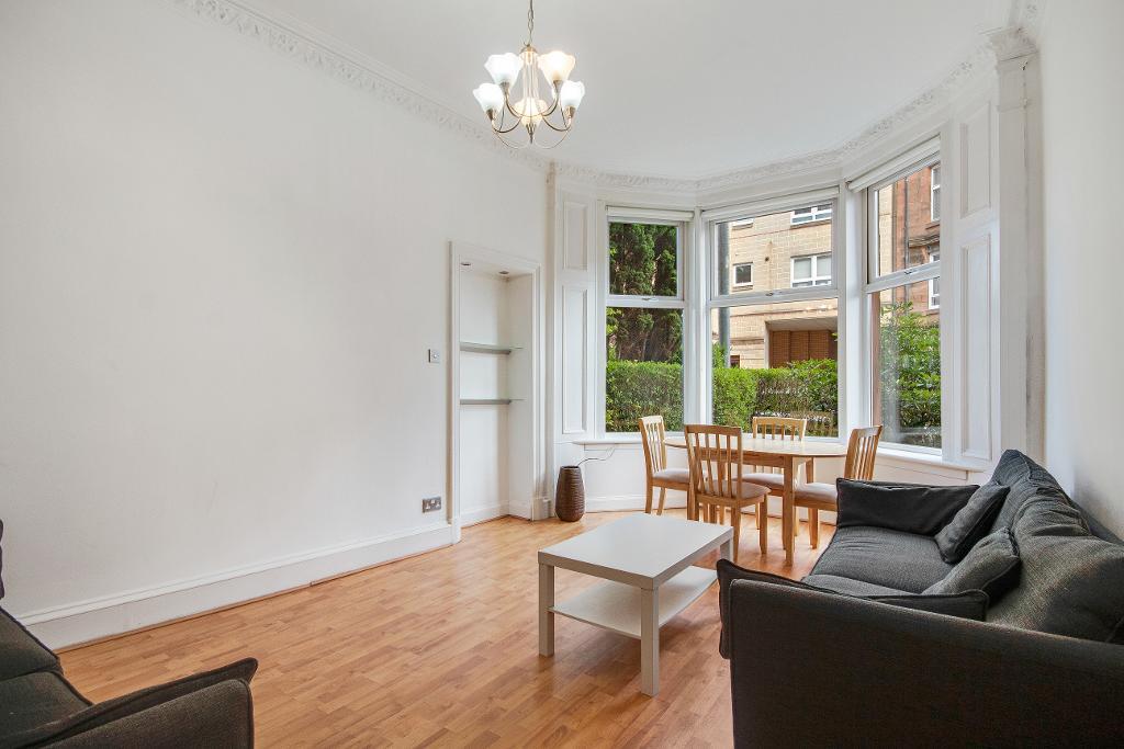 2 Bedroom Ground Floor Flat For Sale in Roslea Drive, Dennistoun, G31 2LG