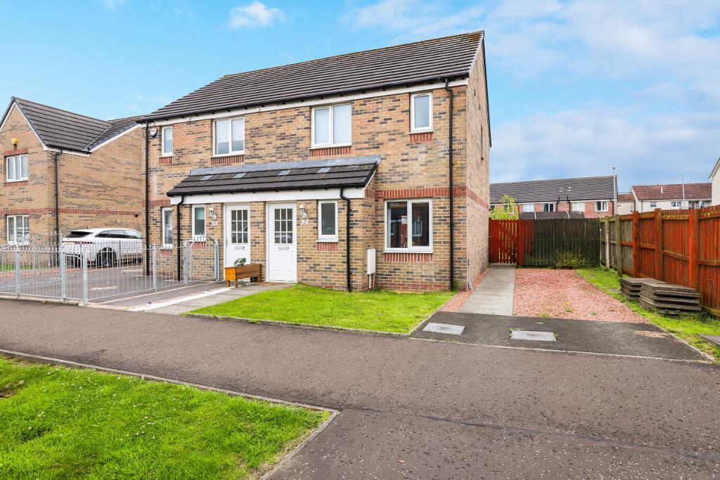 Barholm Avenue, Gartharmlock, G33 5AA