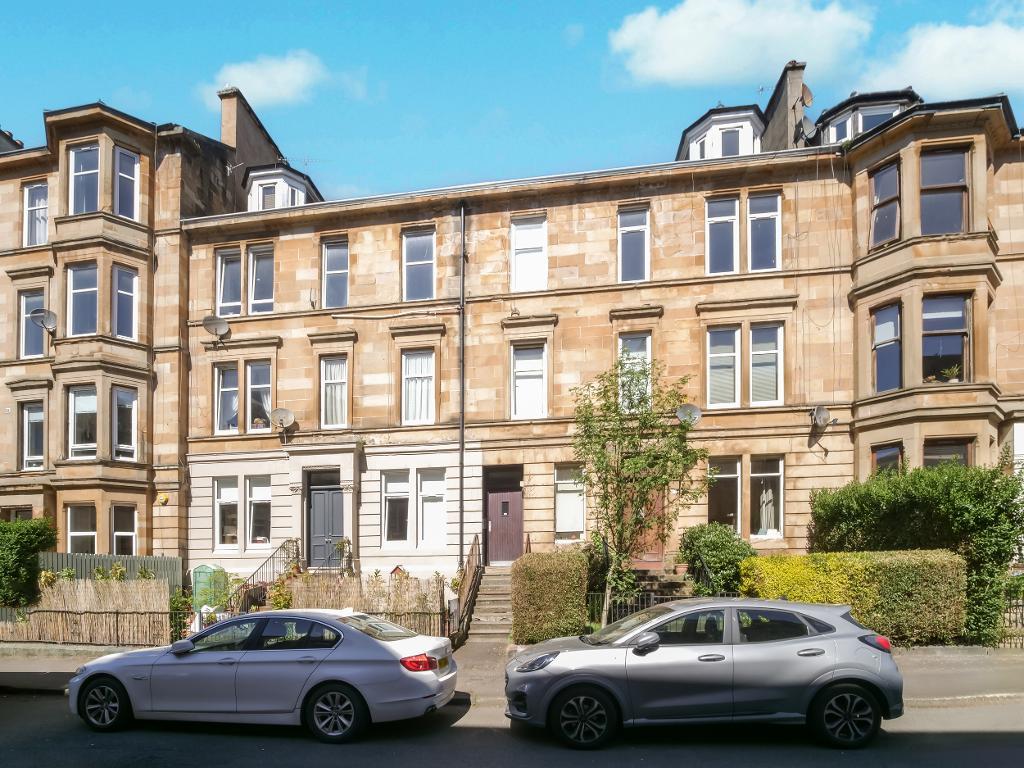 Roslea Drive, Dennistoun, G31 2QR