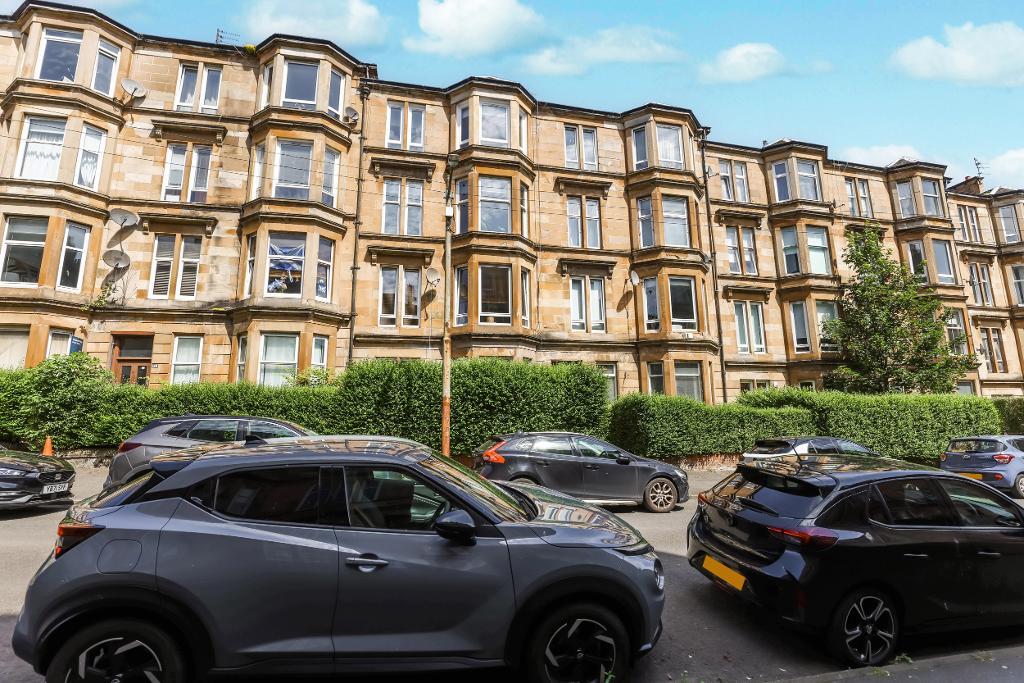 Garthland Drive, Dennistoun, G31 2SQ